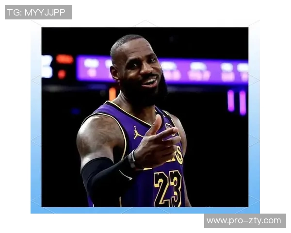 詹姆斯谈上半场表现：战术未能发挥作用出手偏短影响比赛节奏