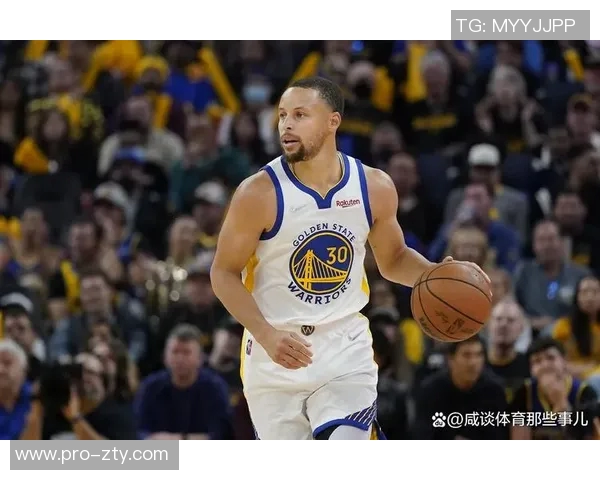 库里谈新赛季目标强调团队心态建设与胜利信念的重要性